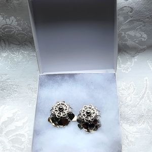 SILVER CLIP EARRINGS - NWOT- ORNATE DISCS WITH A CASCADE OF DROP HEARTS